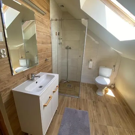 Stokrotka I Проживание в семье